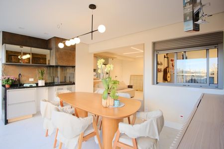Apartamento à venda com 140m², 3 quartos e 2 vagasVaranda