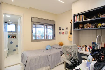 Apartamento à venda com 140m², 3 quartos e 2 vagasSuíte 3