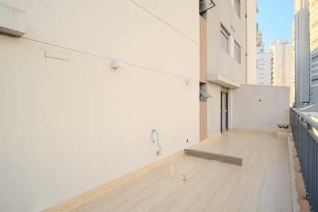Apartamento à venda com 140m², 3 quartos e 2 vagasVaranda da Suíte 2