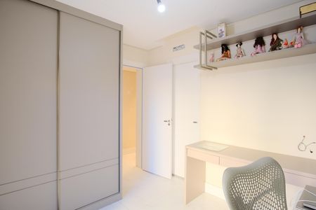 Apartamento à venda com 140m², 3 quartos e 2 vagasSuíte 2