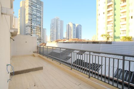 Apartamento à venda com 140m², 3 quartos e 2 vagasVaranda da Suíte 2