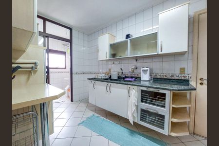 Apartamento à venda com 90m², 3 quartos e 2 vagas Apartamento à venda com 90m², 3 quartos e 2 vagasCozinha