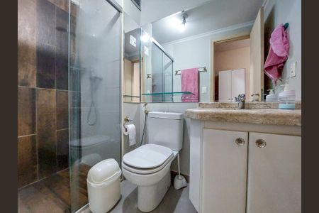 Apartamento à venda com 90m², 3 quartos e 2 vagas Apartamento à venda com 90m², 3 quartos e 2 vagasBanheiro da Suíte