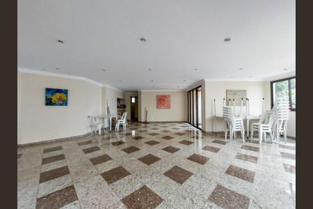 Apartamento à venda com 90m², 3 quartos e 2 vagas Apartamento à venda com 90m², 3 quartos e 2 vagasÁrea comum - Salão de festas