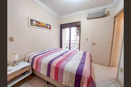 Apartamento à venda com 90m², 3 quartos e 2 vagas Apartamento à venda com 90m², 3 quartos e 2 vagasSuite