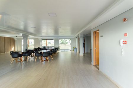 Apartamento à venda com 44m², 2 quartos e 1 vaga Apartamento à venda com 44m², 2 quartos e 1 vagaÁrea comum - Salão de festas