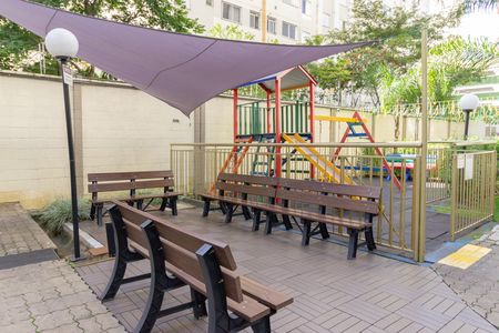 Apartamento à venda com 44m², 2 quartos e 1 vaga Apartamento à venda com 44m², 2 quartos e 1 vagaÁrea comum - Playground
