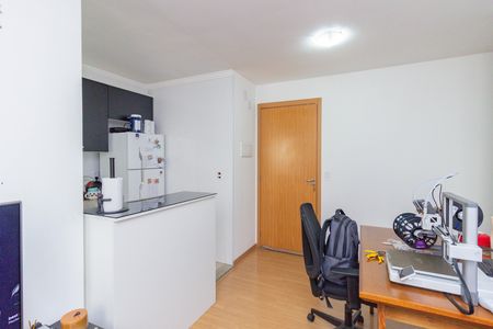 Apartamento à venda com 44m², 2 quartos e 1 vaga Apartamento à venda com 44m², 2 quartos e 1 vagaSala
