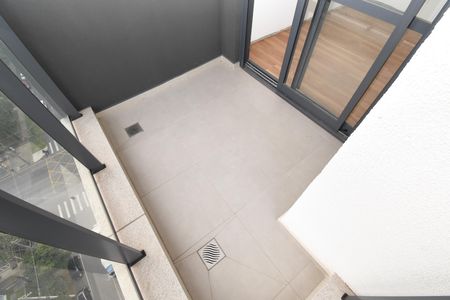 Apartamento à venda com 90m², 3 quartos e 2 vagasSacada do Quarto 3