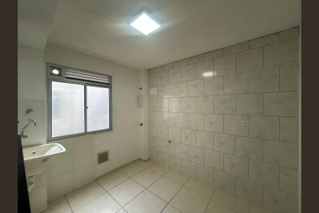 Apartamento para alugar com 42m², 2 quartos e 1 vaga Apartamento para alugar com 42m², 2 quartos e 1 vagaCozinha e Área de Serviço