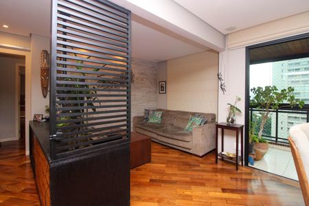 Apartamento para alugar com 160m², 4 quartos e 4 vagas Apartamento para alugar com 160m², 4 quartos e 4 vagasSala