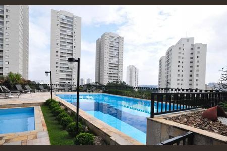 Apartamento para alugar com 160m², 4 quartos e 4 vagas Apartamento para alugar com 160m², 4 quartos e 4 vagasPiscina