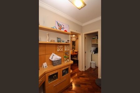 Apartamento para alugar com 160m², 4 quartos e 4 vagas Apartamento para alugar com 160m², 4 quartos e 4 vagasEscritório