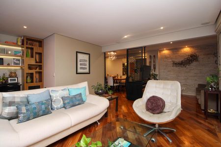 Apartamento para alugar com 160m², 4 quartos e 4 vagas Apartamento para alugar com 160m², 4 quartos e 4 vagasSala