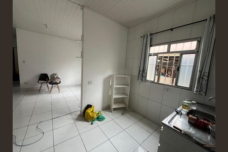 Casa à venda com 400m², 2 quartos e 2 vagas Casa à venda com 400m², 2 quartos e 2 vagasCozinha
