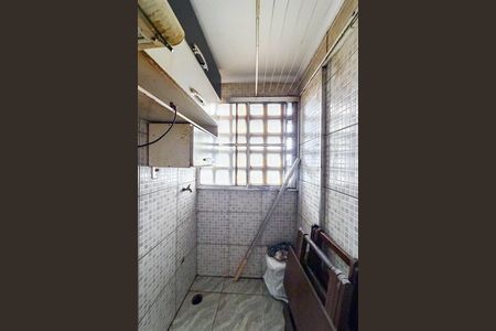 Apartamento para alugar com 50m², 2 quartos e sem vaga Apartamento para alugar com 50m², 2 quartos e sem vagaCozinha e Área de Serviço