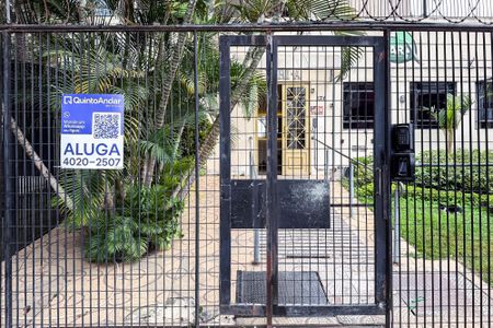 Apartamento para alugar com 50m², 2 quartos e sem vaga Apartamento para alugar com 50m², 2 quartos e sem vagaEntrada