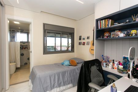 Apartamento à venda com 140m², 3 quartos e 2 vagasSuíte 2