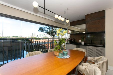 Apartamento à venda com 140m², 3 quartos e 2 vagasVaranda do Quarto