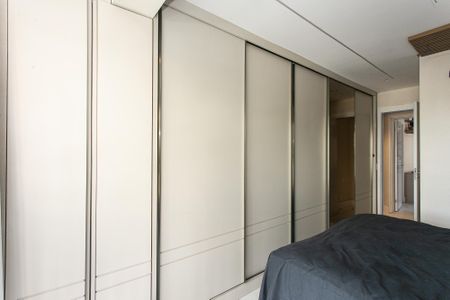 Apartamento à venda com 140m², 3 quartos e 2 vagasSuíte 2
