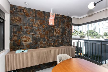 Apartamento à venda com 140m², 3 quartos e 2 vagasVaranda do Quarto