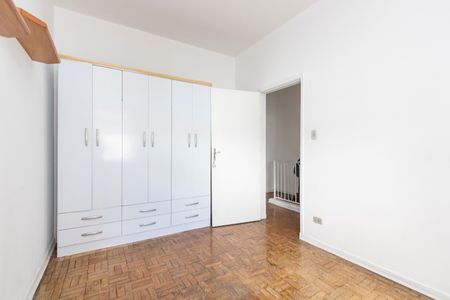 Quarto 3 de casa para alugar com 3 quartos, 180m² em Parque Colonial, São Paulo