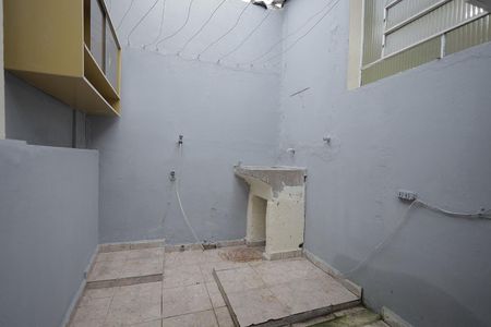 Casa para alugar com 70m², 3 quartos e 1 vagaÁrea de Serviço