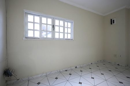 Casa para alugar com 70m², 3 quartos e 1 vagaSala