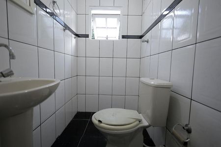 Casa para alugar com 70m², 3 quartos e 1 vagaBanheiro 2