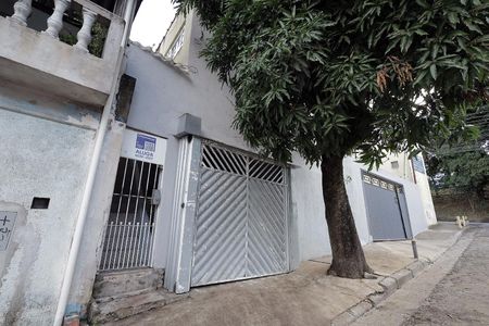 Casa para alugar com 70m², 3 quartos e 1 vagaFachada