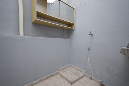 Casa para alugar com 70m², 3 quartos e 1 vagaÁrea de Serviço