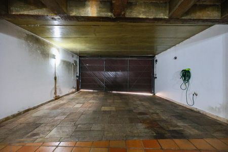 Garagem de casa à venda com 4 quartos, 455m² em Morumbi, São Paulo