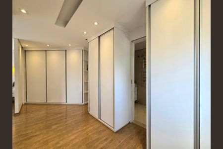 Apartamento à venda com 142m², 3 quartos e 2 vagas Apartamento à venda com 142m², 3 quartos e 2 vagasSuíte 1