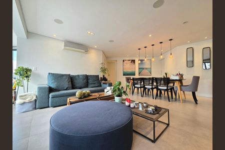 Apartamento à venda com 142m², 3 quartos e 2 vagas Apartamento à venda com 142m², 3 quartos e 2 vagasSala
