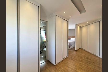 Apartamento à venda com 142m², 3 quartos e 2 vagas Apartamento à venda com 142m², 3 quartos e 2 vagasSuíte 1
