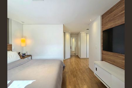 Apartamento à venda com 142m², 3 quartos e 2 vagas Apartamento à venda com 142m², 3 quartos e 2 vagasSuíte 1