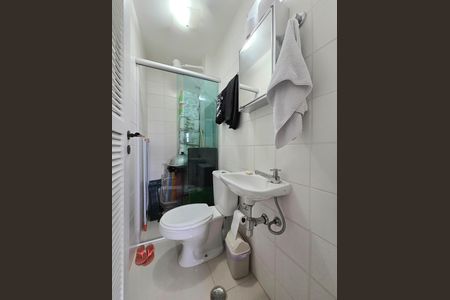 Apartamento à venda com 142m², 3 quartos e 2 vagas Apartamento à venda com 142m², 3 quartos e 2 vagasBanheiro de serviço