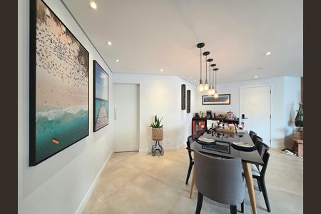 Apartamento à venda com 142m², 3 quartos e 2 vagas Apartamento à venda com 142m², 3 quartos e 2 vagasSala