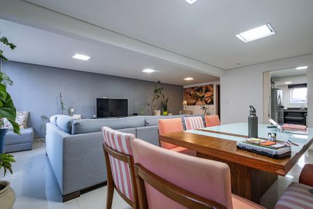 Sala de apartamento à venda com 2 quartos, 130m² em Pinheiros, São Paulo