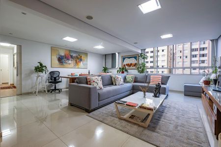 Sala de apartamento à venda com 2 quartos, 130m² em Pinheiros, São Paulo