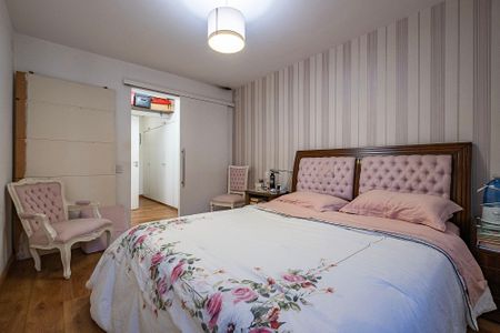 Apartamento à venda com 130m², 2 quartos e 2 vagasSuíte