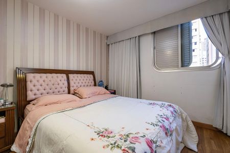 Apartamento à venda com 130m², 2 quartos e 2 vagasSuíte