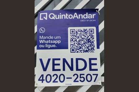 Casa à venda com 160m², 3 quartos e 4 vagas Casa à venda com 160m², 3 quartos e 4 vagasPlaca