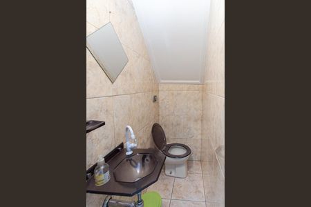 Casa à venda com 160m², 3 quartos e 4 vagas Casa à venda com 160m², 3 quartos e 4 vagasSala - Lavabo