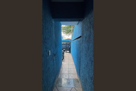 Casa à venda com 108m², 2 quartos e 2 vagasCorredor