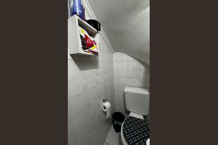 Casa à venda com 108m², 2 quartos e 2 vagasLavabo