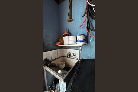 Casa à venda com 108m², 2 quartos e 2 vagasQuintal - Area de Serviço