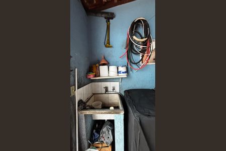 Casa à venda com 108m², 2 quartos e 2 vagasQuintal - Area de Serviço