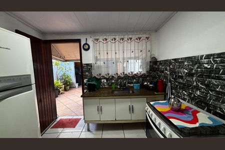 Casa à venda com 108m², 2 quartos e 2 vagasCozinha
