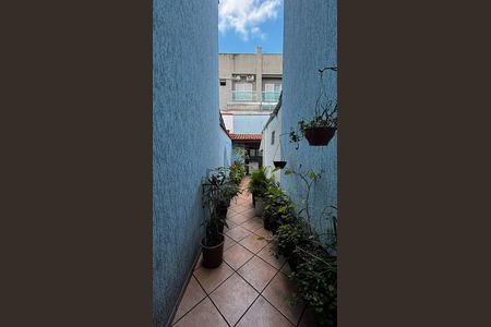 Casa à venda com 108m², 2 quartos e 2 vagasCorredor